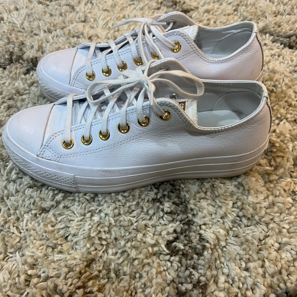 Converse - Picture 2 of 4